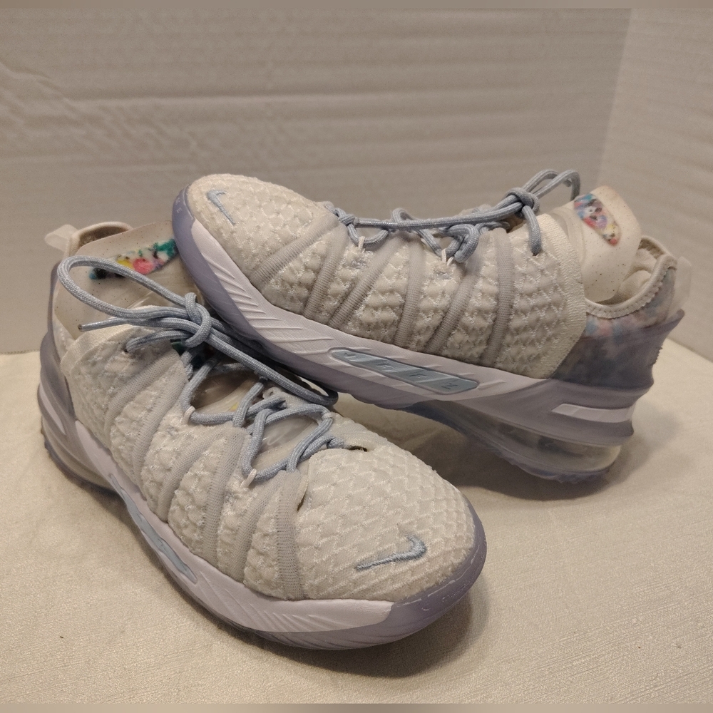 Nike LeBron 18 Play For The Future, Youth # 5